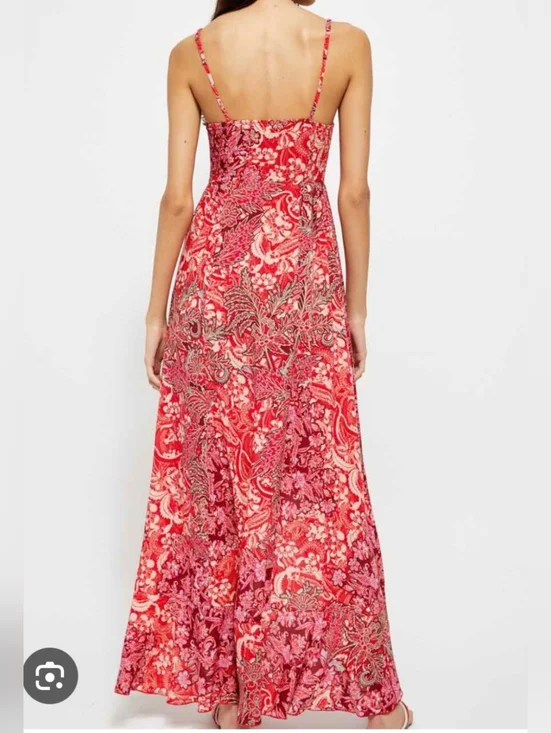 Free Peiple Red Floral Maxi Dress with Spaghetti Straps - Picture 2 of 16
